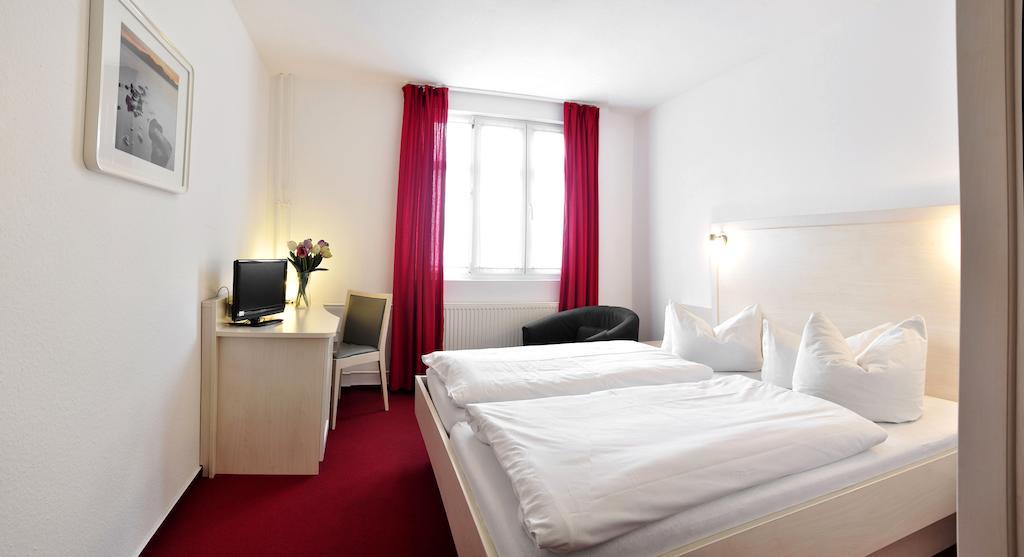 Apart Hotel Ferdinand Berlin Dış mekan fotoğraf